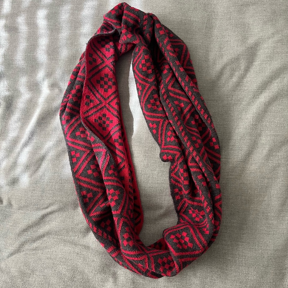 Pink n Grey Chunky Infinity Scarf 🧣